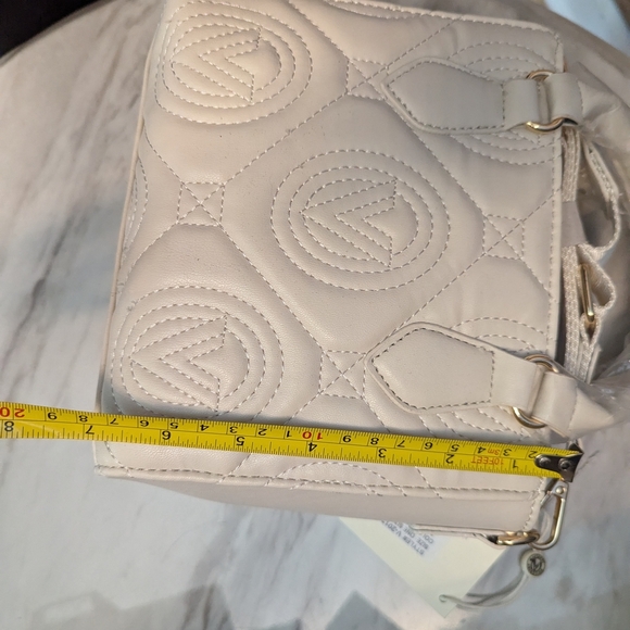 NWT Cream Designer Handbag - Picture 7 of 14
